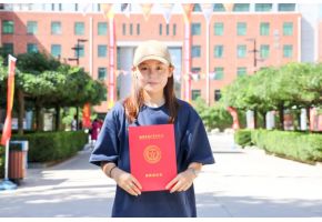 操逼很舒服使劲操逼很舒服视频【新生报到】“北音温度”助力梦想起航！